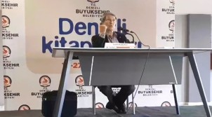 KUTLU PARTİ LİDERİ PROF. DR. YUSUF HALAÇOĞLU DENİZLİ KİTAP FUARINDA TARİHİ BİR SÖYLEŞİ GERÇEKLEŞTİRDİ