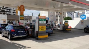 BAZI İSTASYONLAR FRANSA’DA SATIŞI DURDURDU !